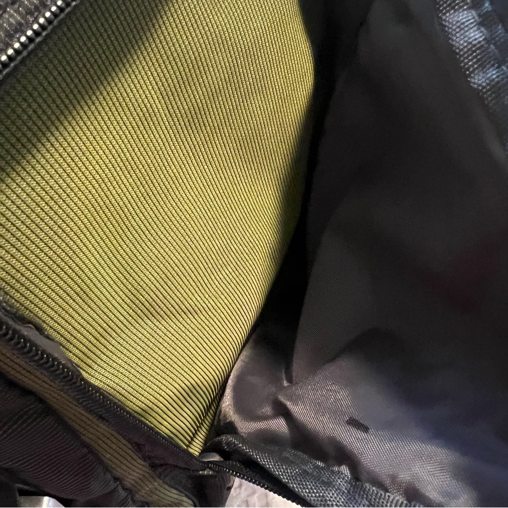 Olive Green Tactical Men's Bag - Picture 9 of 9